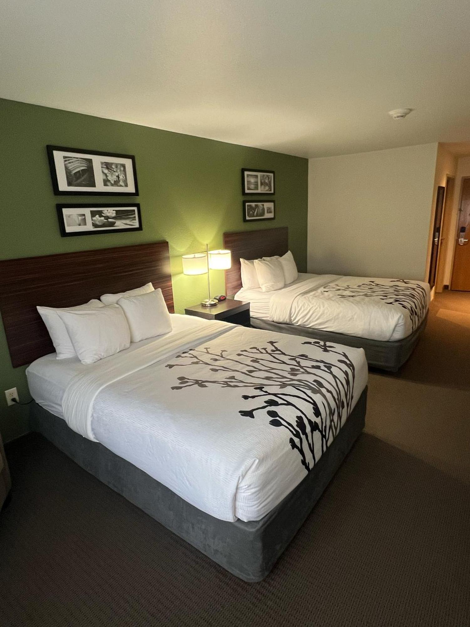 Sleep Inn & Suites Conference Center Eau Claire North Union Exteriör bild