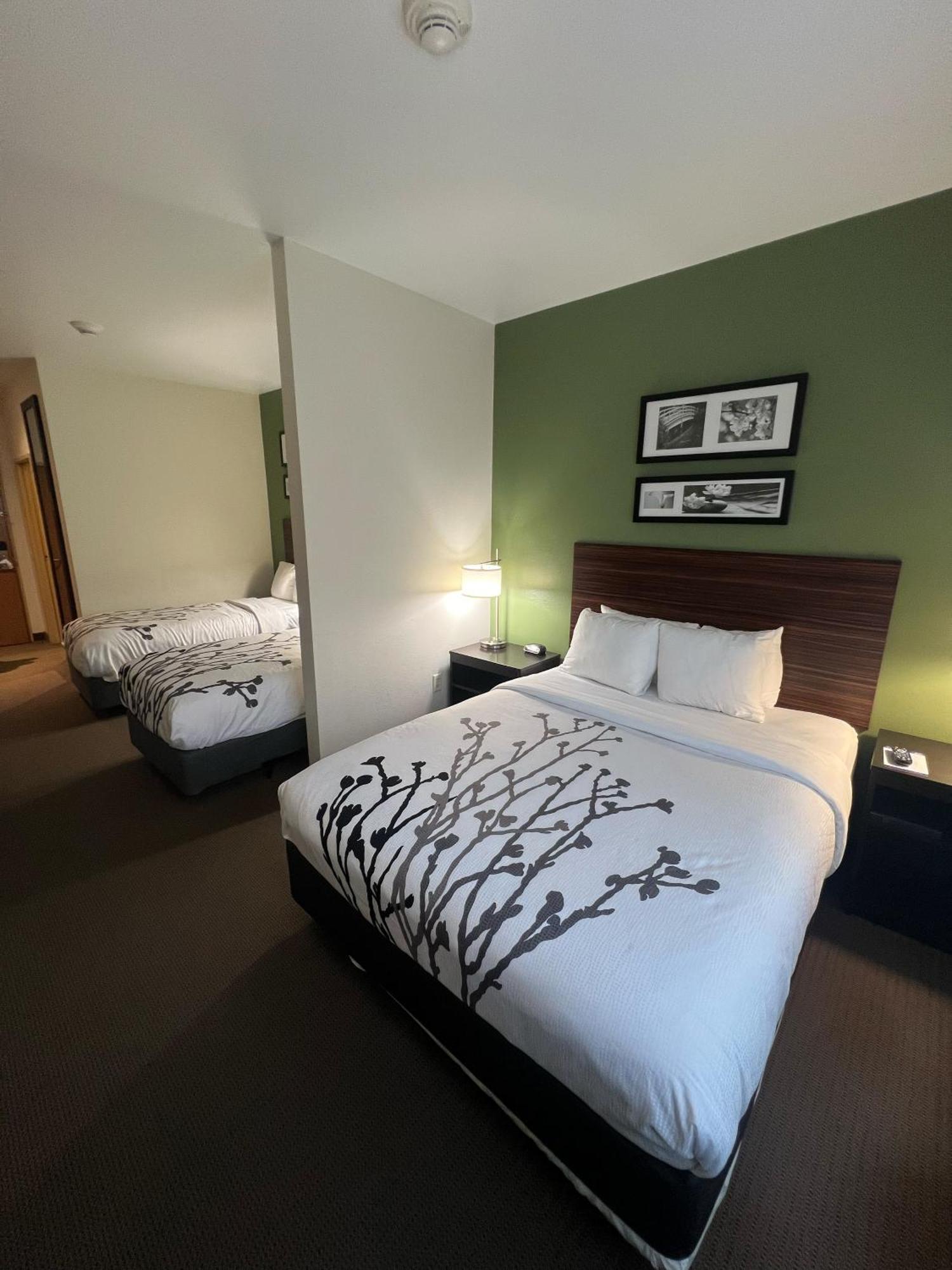 Sleep Inn & Suites Conference Center Eau Claire North Union Exteriör bild